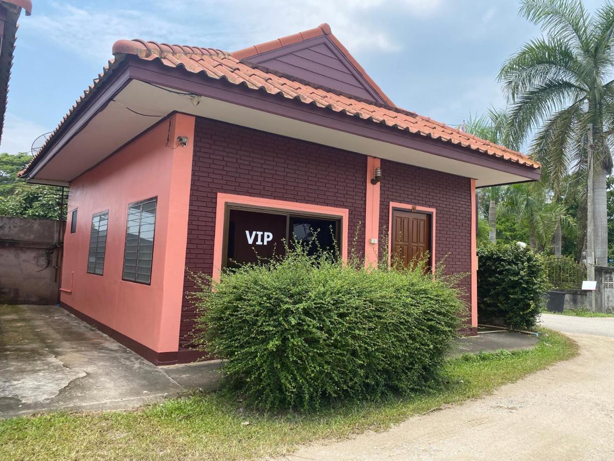 โพธิ์ทองริมทุ่ง Pothong Rimtung Hotel Fang Εξωτερικό φωτογραφία