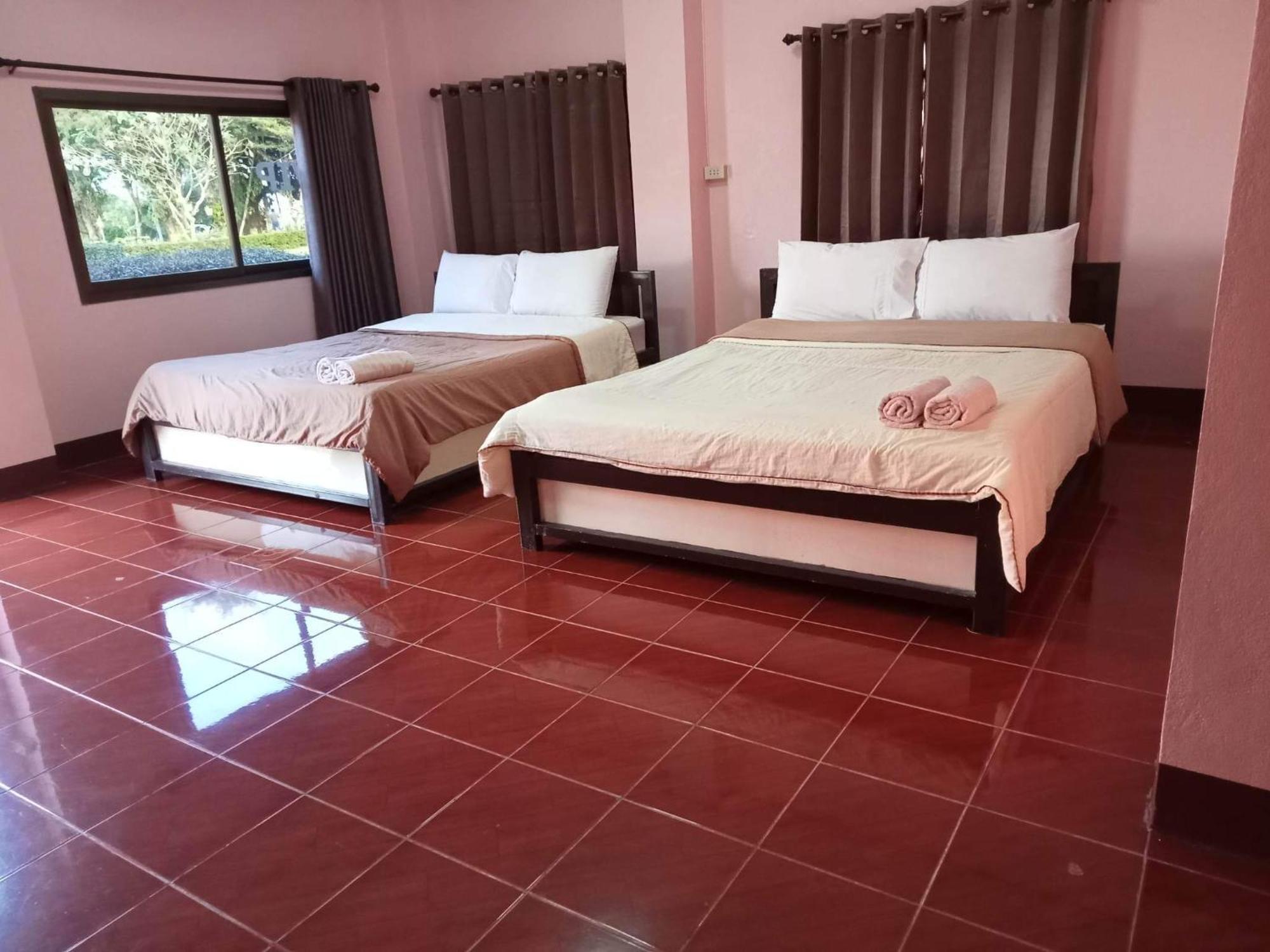 โพธิ์ทองริมทุ่ง Pothong Rimtung Hotel Fang Εξωτερικό φωτογραφία