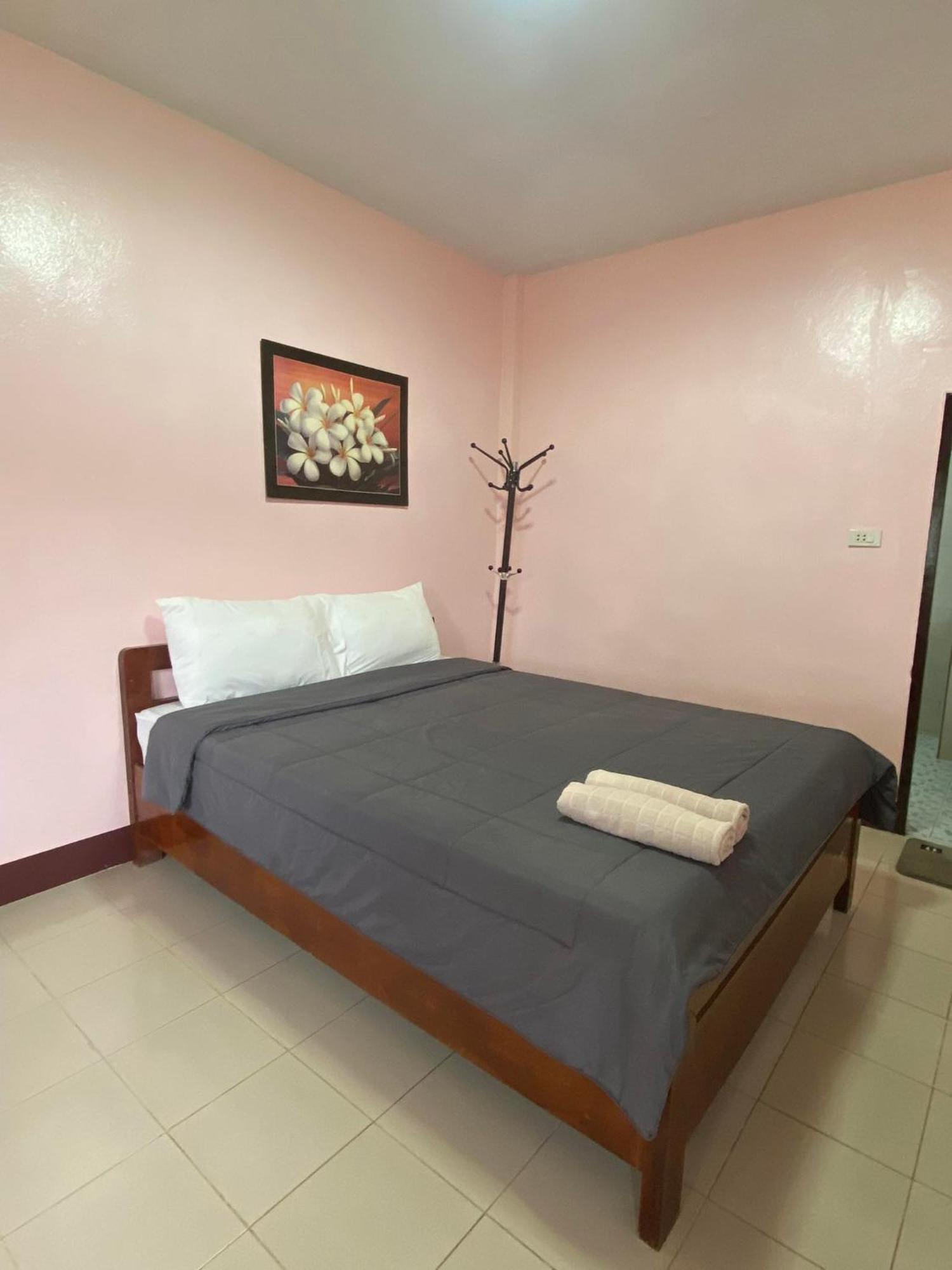 โพธิ์ทองริมทุ่ง Pothong Rimtung Hotel Fang Εξωτερικό φωτογραφία