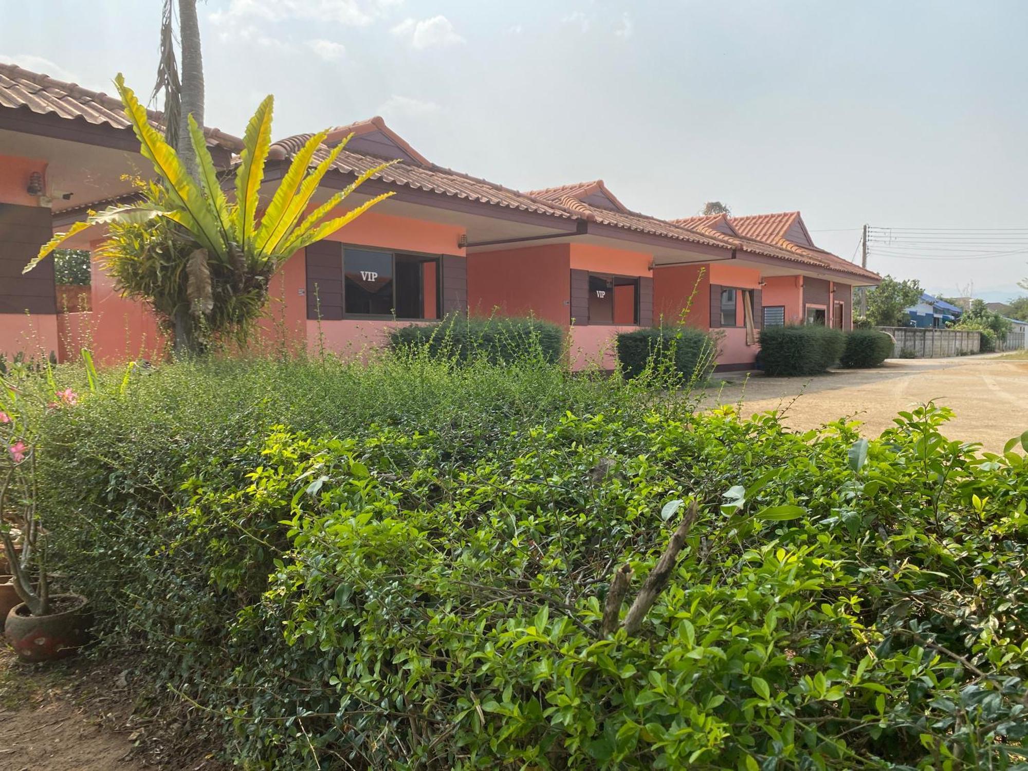 โพธิ์ทองริมทุ่ง Pothong Rimtung Hotel Fang Εξωτερικό φωτογραφία