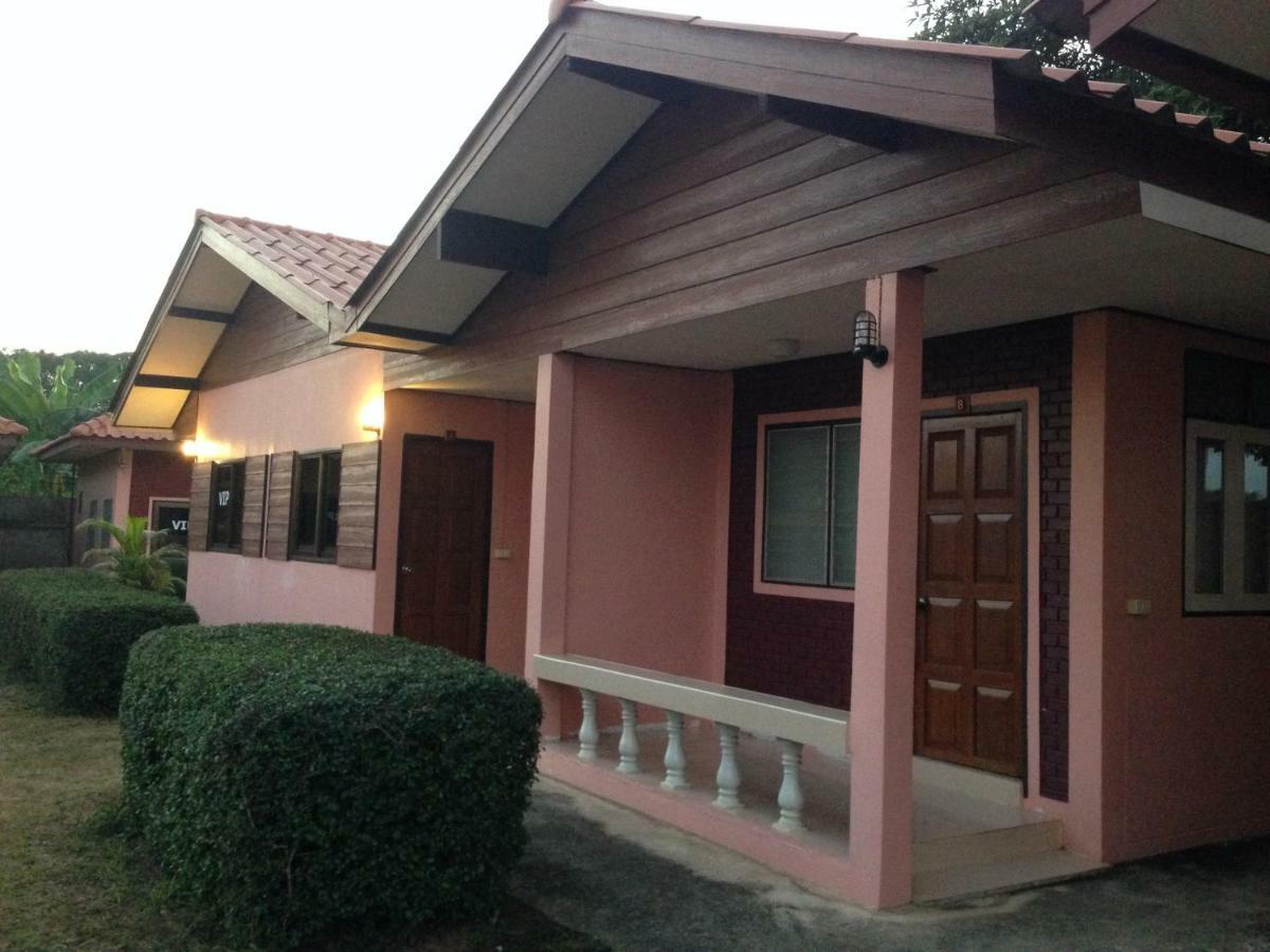 โพธิ์ทองริมทุ่ง Pothong Rimtung Hotel Fang Εξωτερικό φωτογραφία