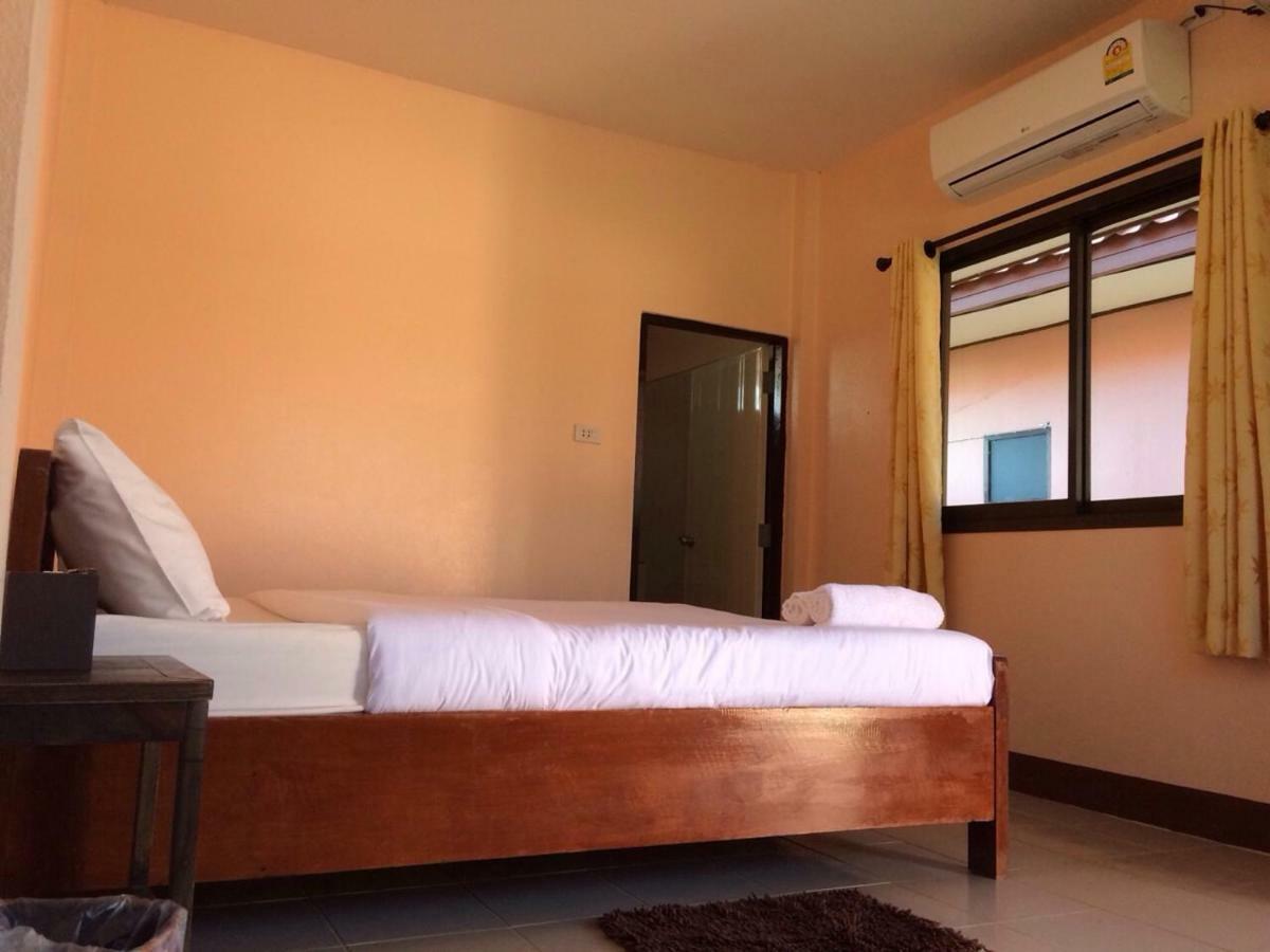 โพธิ์ทองริมทุ่ง Pothong Rimtung Hotel Fang Εξωτερικό φωτογραφία
